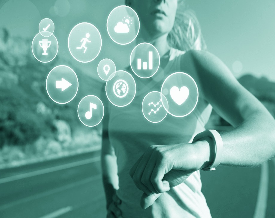woman_wearable_data_iscreen