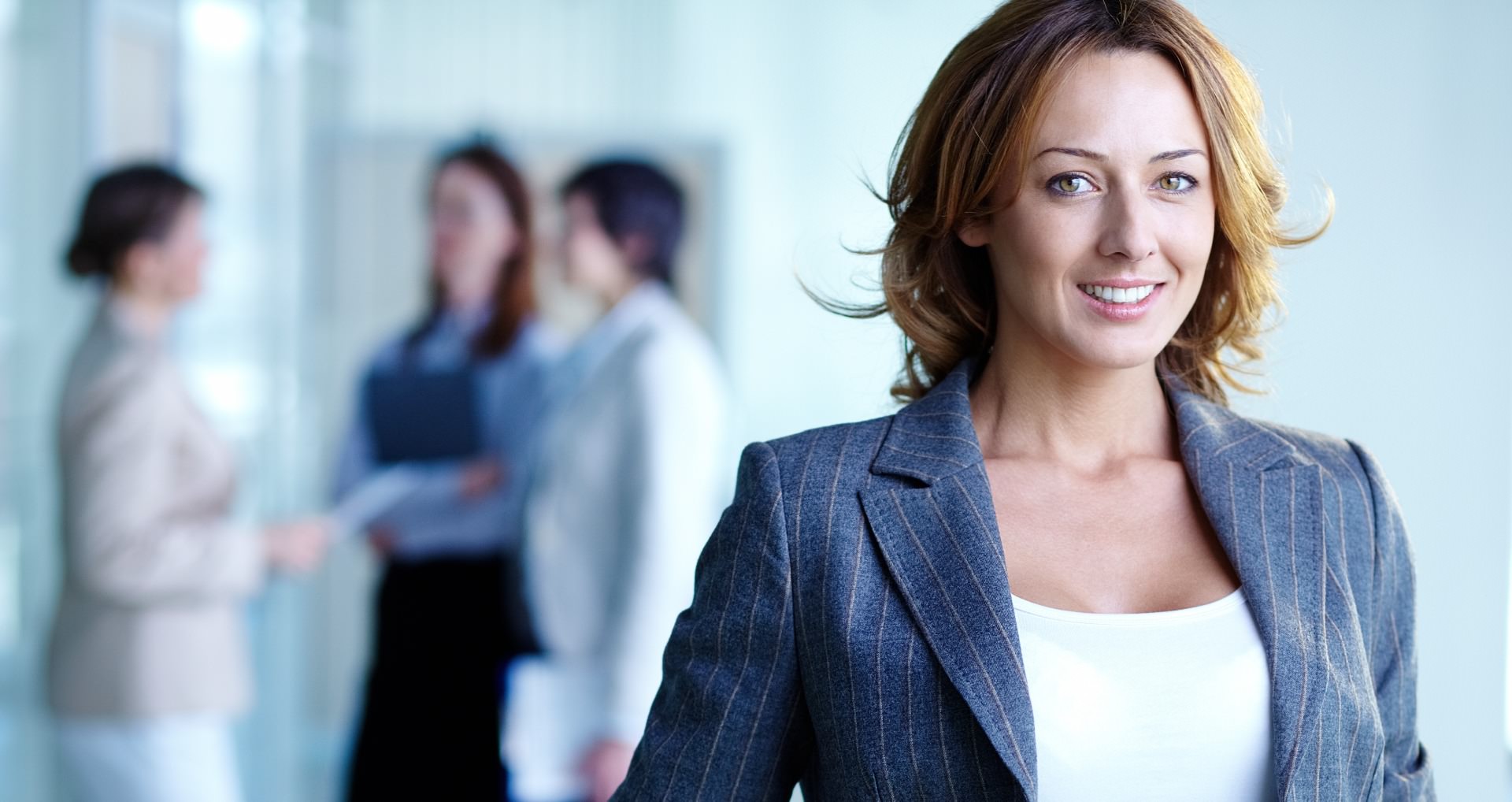 woman_suit_banner